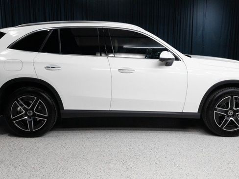 New 2027 Mercedes-Benz GLC 300 image 4