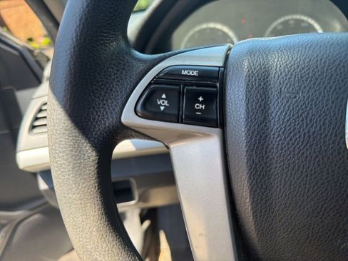 Used 2012 Honda Accord LX image 14