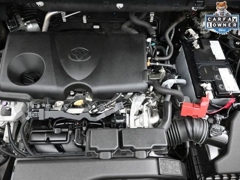 Used 2021 Toyota RAV4 XLE w/ Convenience Package image 30