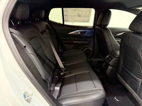 New 2026 Chevrolet Equinox EV LT image 22