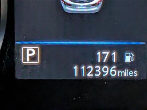 Used 2020 Nissan Rogue Sport S w/ Appearance Package FWD image 11