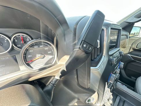 Used 2021 Chevrolet Silverado 1500 LT Trail Boss w/ Convenience Package II image 15