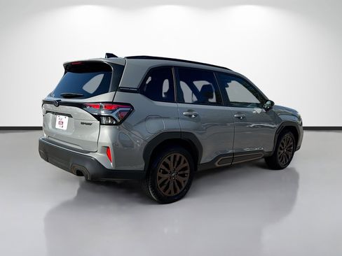Used 2025 Subaru Forester Sport image 3