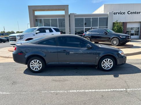 Used 2009 Chevrolet Cobalt LT FWD image 4