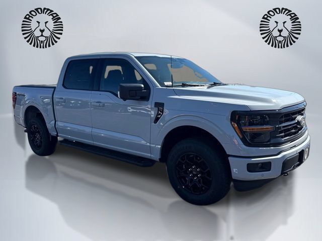 New 2026 Ford F150 XLT w/ Equipment Group 302A MID AWD/4WD image 3