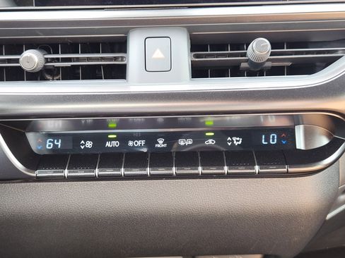 Used 2025 Lexus UX 300h FWD image 23