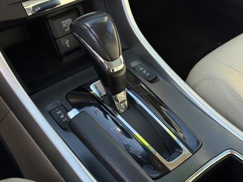 Used 2013 Honda Accord EX-L image 23