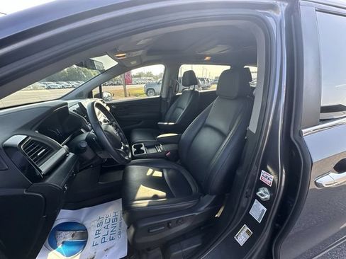 Used 2024 Honda Odyssey Touring image 14