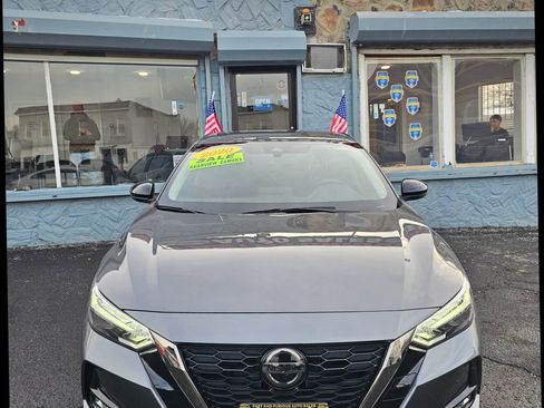 Used 2020 Nissan Sentra SR w/ Lighting Package image 1