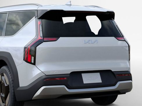 New 2026 Kia EV9 Wind AWD/4WD image 13