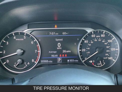 Used 2025 Nissan Altima 2.5 SV FWD image 19