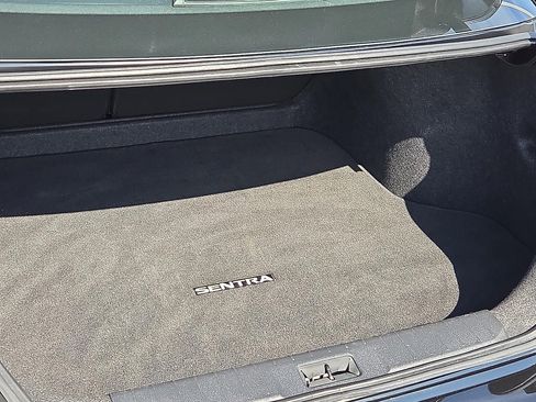 Used 2025 Nissan Sentra S image 8