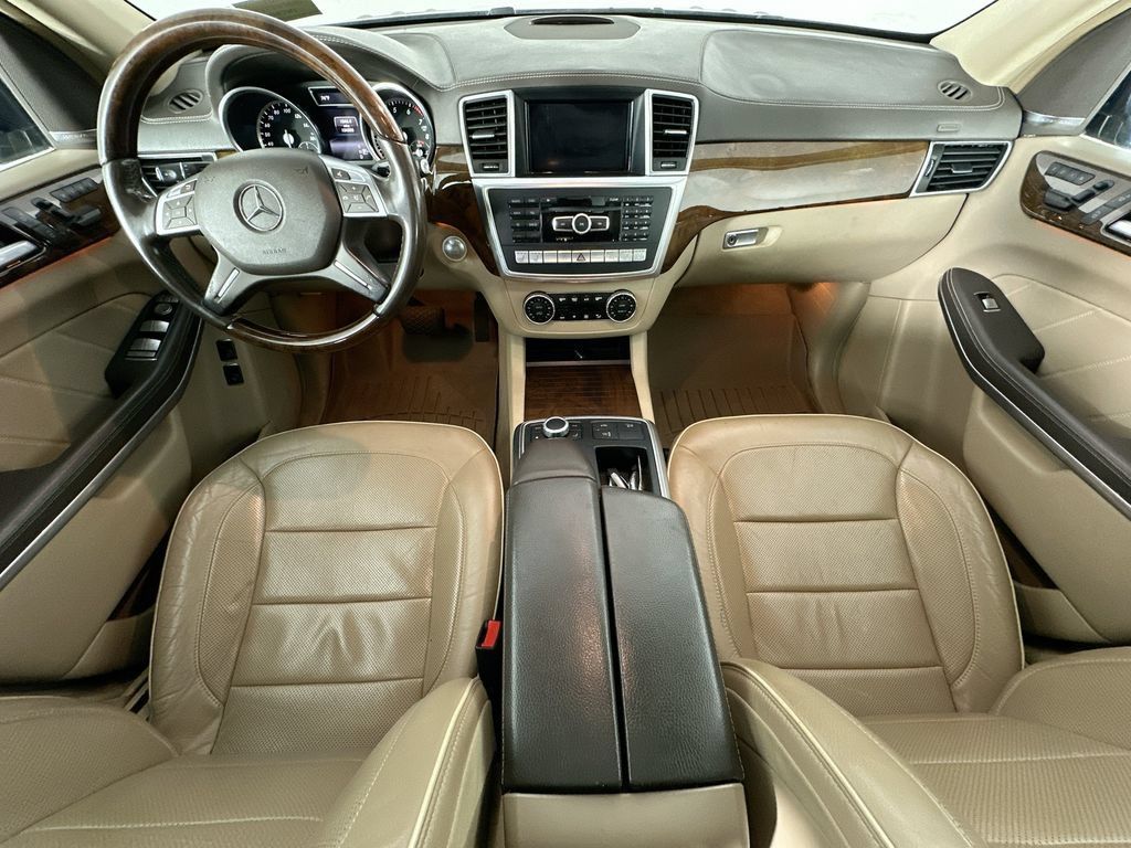 Used 2014 Mercedes-Benz GL 550 4MATIC image 10