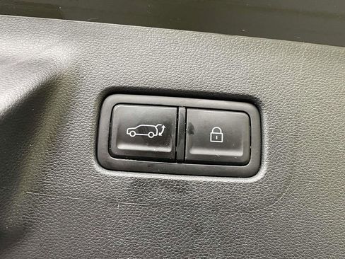 Used 2025 Hyundai Santa Fe XRT image 9