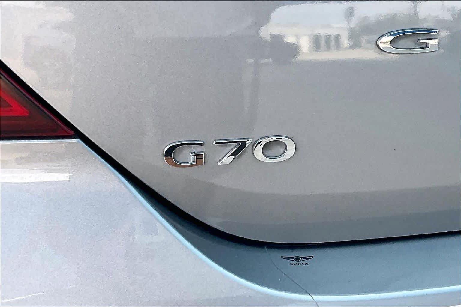 Used 2023 Genesis G70 3.3T w/ Sport Prestige Package RWD image 33