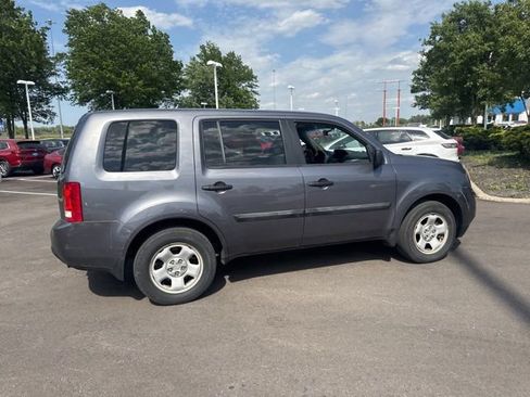 Used 2015 Honda Pilot LX image 10