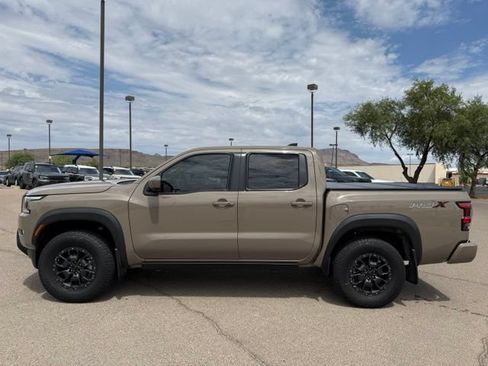 Used 2023 Nissan Frontier Pro-X w/ Pro-X Premium Package RWD image 9