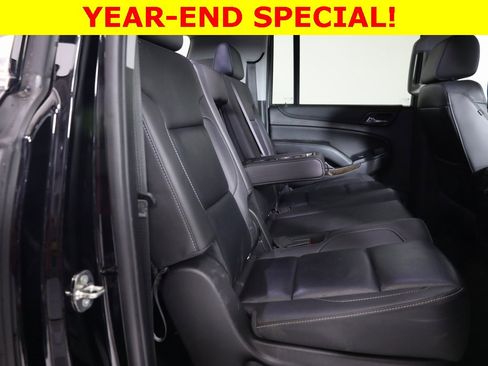 Used 2018 Chevrolet Suburban LT image 46