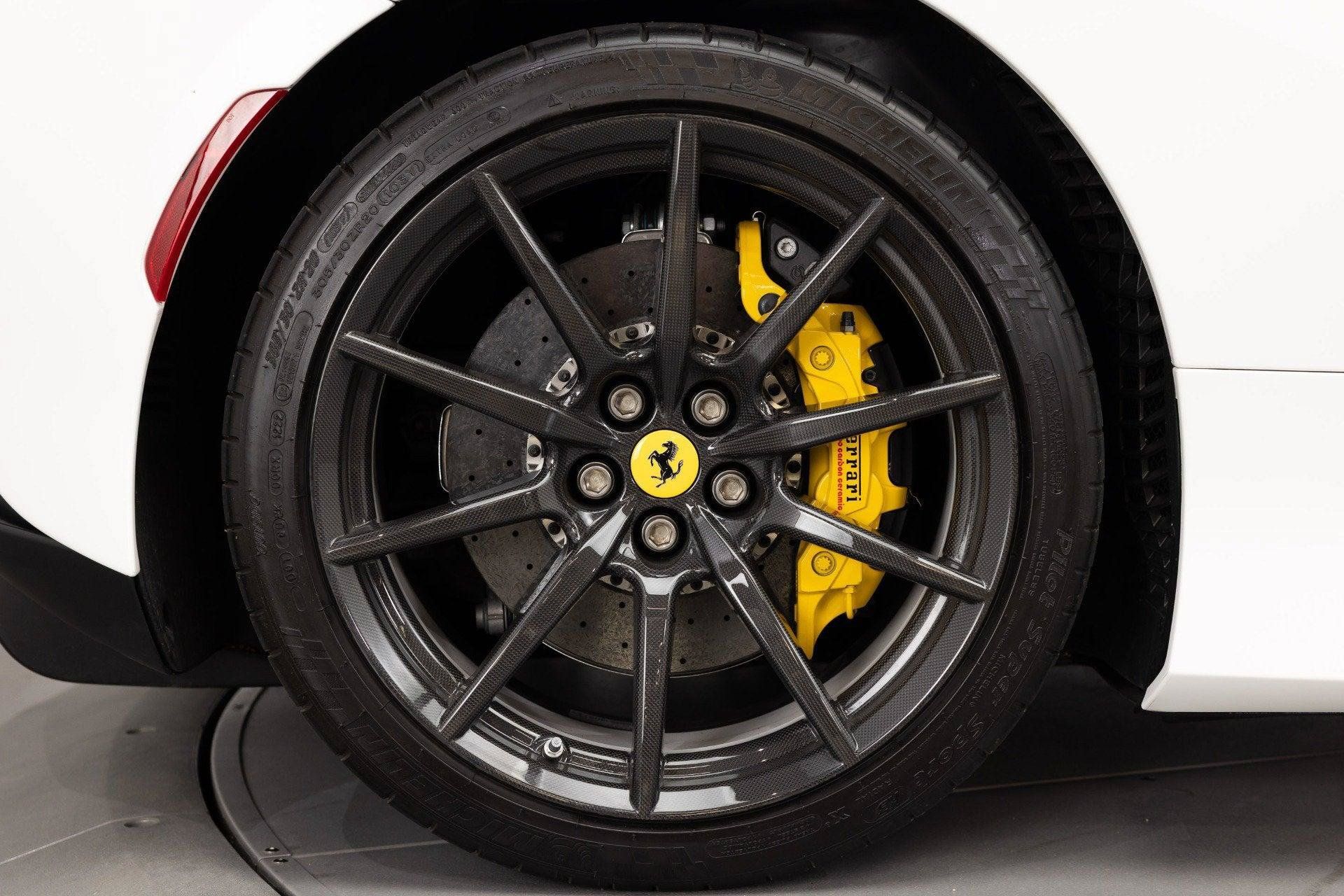 Certified 2022 Ferrari F8 Tributo RWD image 24