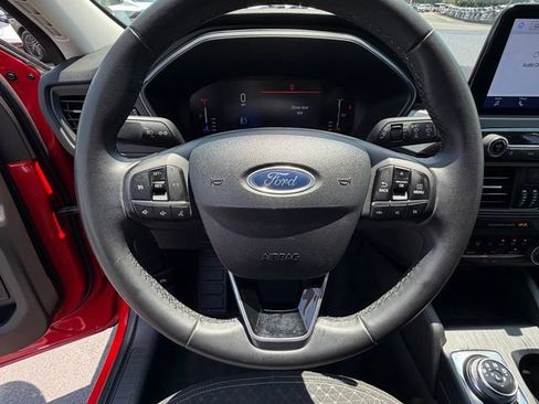 Used 2024 Ford Escape Active FWD image 19