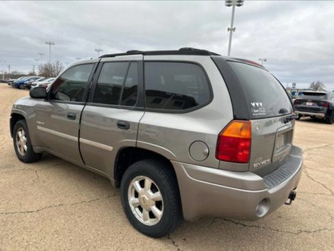 Used 2006 GMC Envoy SLE image 2