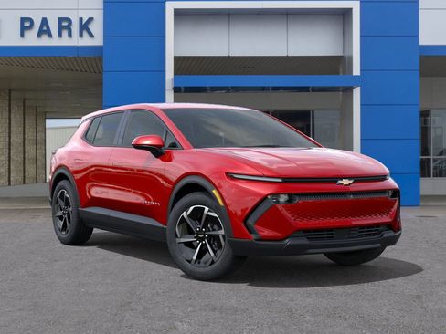 New 2026 Chevrolet Equinox EV LT image 7