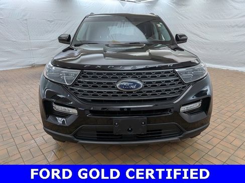 Certified 2022 Ford Explorer XLT w/ Equipment Group 202A image 2