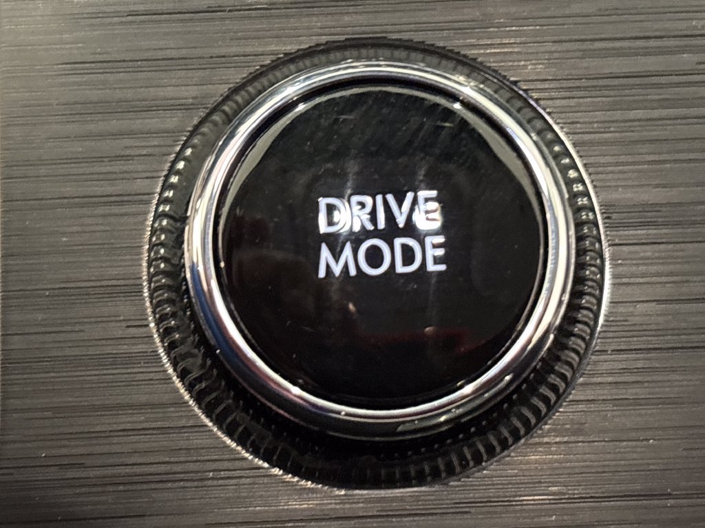 New 2027 Lincoln Aviator AWD image 16