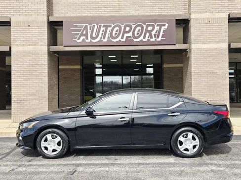 Used 2022 Nissan Altima 2.5 S FWD image 7