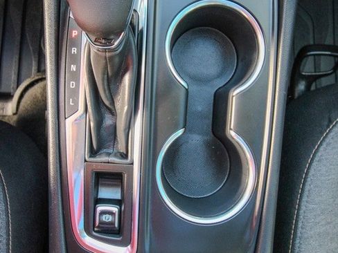 Used 2022 Chevrolet Equinox LT image 28