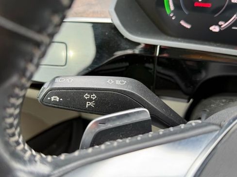 Used 2019 Audi e-tron Premium Plus image 47