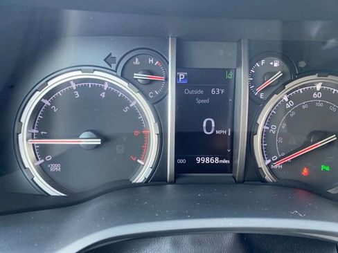 Used 2023 Toyota 4Runner Limited image 33