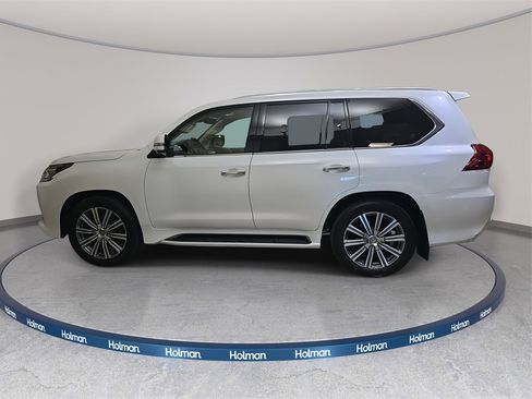 Used 2016 Lexus LX 570 4WD image 9