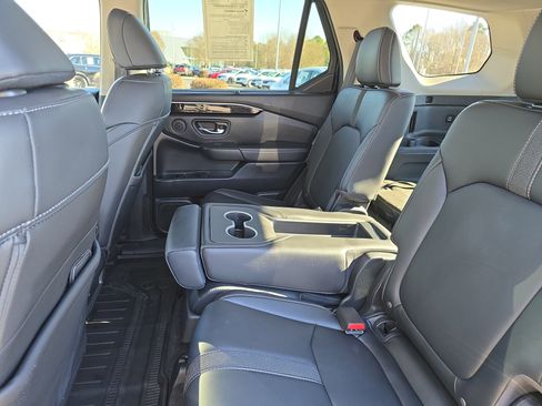 Used 2023 Honda Pilot EX-L image 14