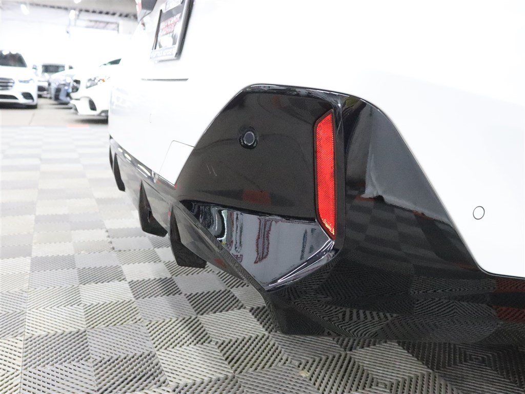 Used 2024 BMW i5 M60 w/ Premium Package AWD/4WD image 8
