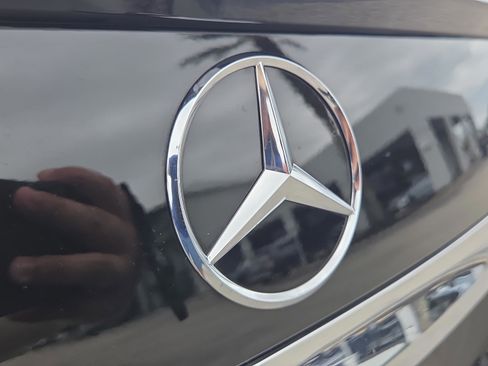 Used 2023 Mercedes-Benz S 500 4MATIC image 35