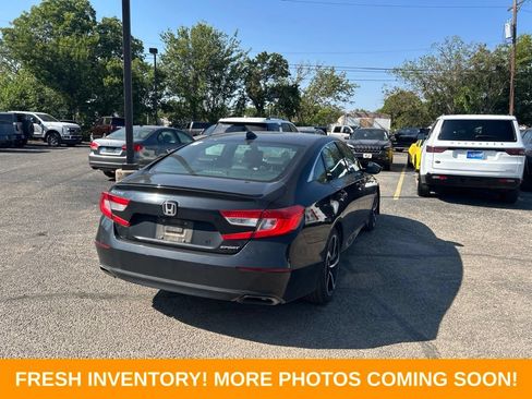 Used 2019 Honda Accord Sport image 3