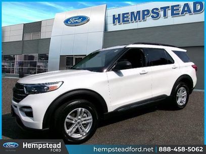 Certified 2022 Ford Explorer XLT w/ Equipment Group 202A