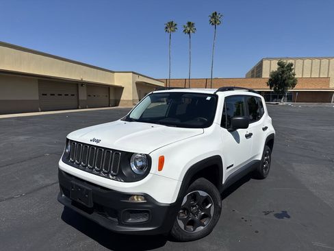 Used 2017 Jeep Renegade Sport w/ Power & Air Group AWD/4WD image 3