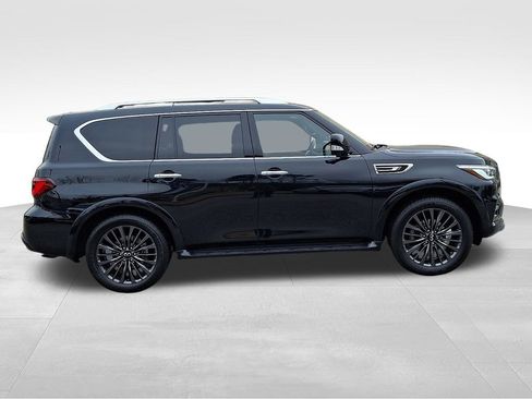 Used 2024 INFINITI QX80 Sensory image 7