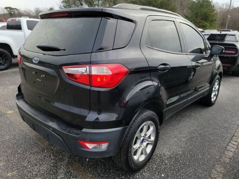 Used 2021 Ford EcoSport SE image 2
