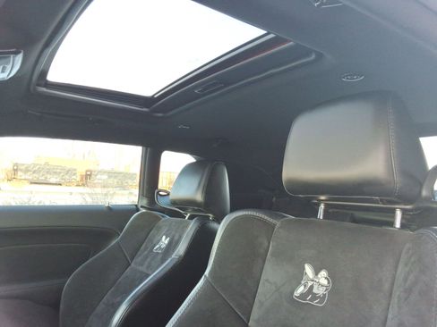 Used 2016 Dodge Challenger R/T Scat Pack w/ Leather Interior Group image 21