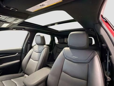 New 2025 Cadillac XT5 Premium Luxury w/ Technology Package image 21