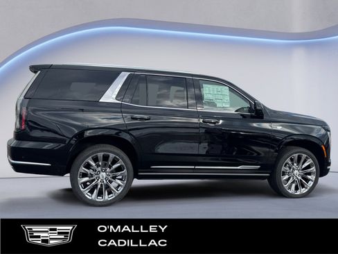 New 2026 Cadillac Escalade Luxury w/ LPO, Radiant Package image 6