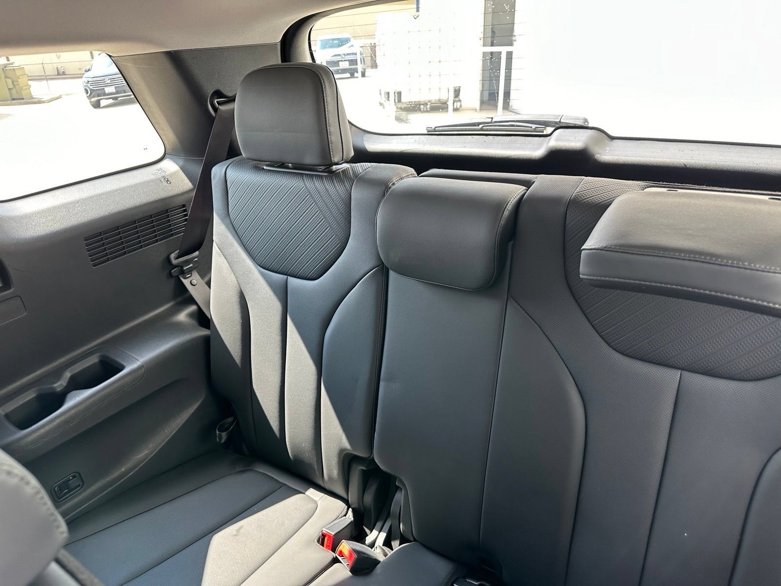 Used 2025 Hyundai Palisade SEL AWD/4WD image 18