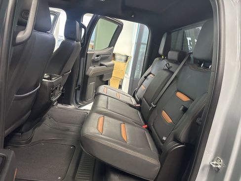 Used 2024 GMC Sierra 1500 AT4 w/ AT4 Preferred Package image 30
