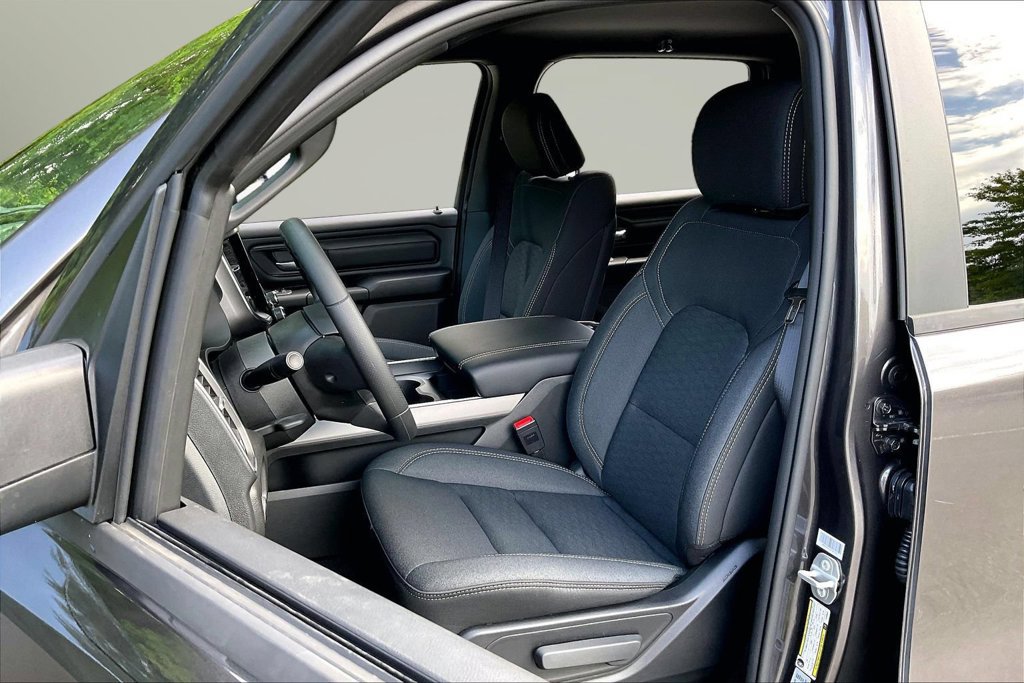 New 2026 RAM 1500 Express AWD/4WD image 17