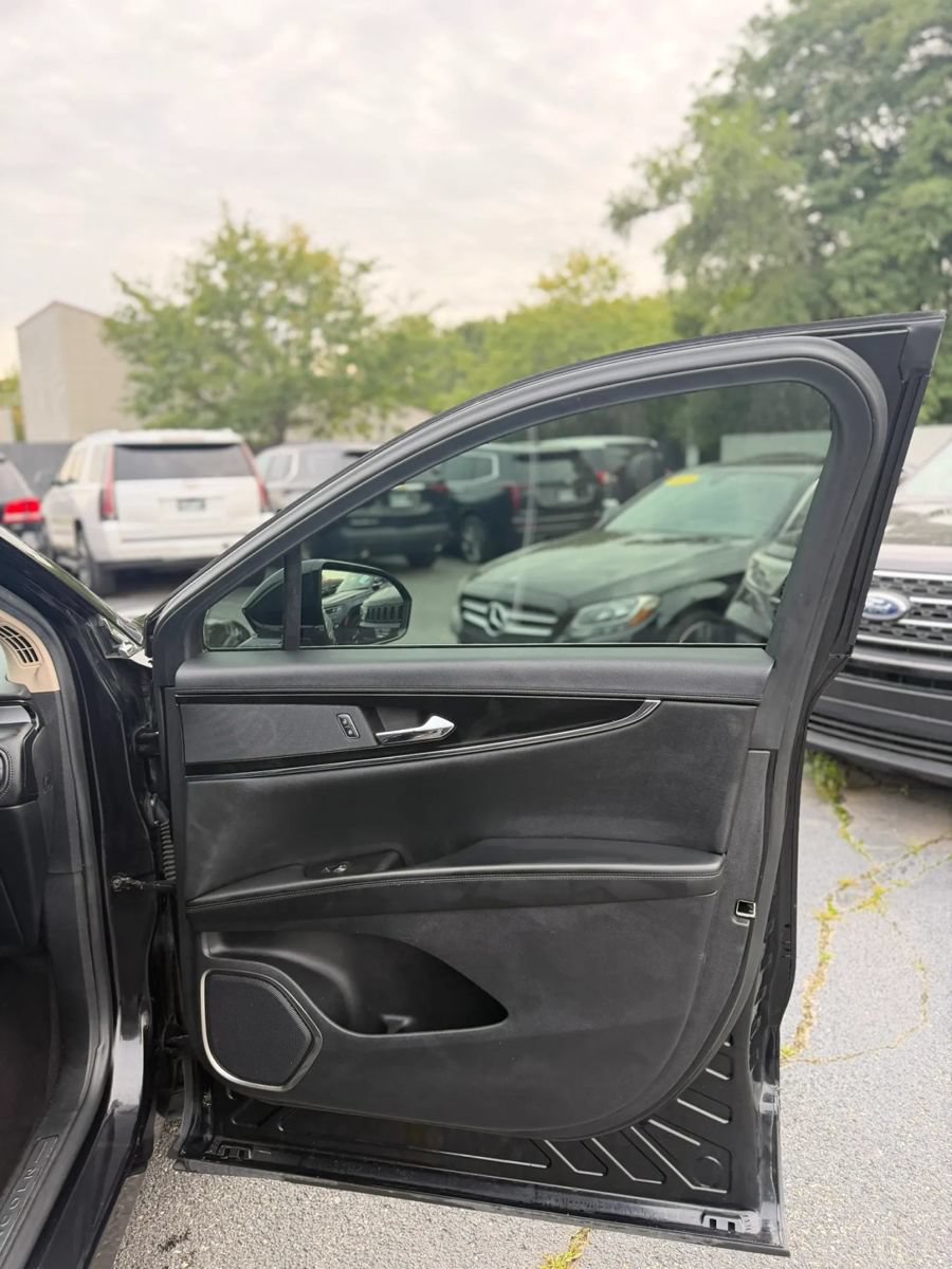 Used 2021 Lincoln Nautilus AWD image 10