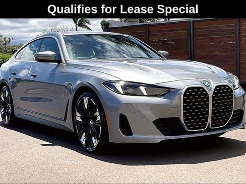 Used 2025 BMW 430i w/ Premium Package RWD image 2