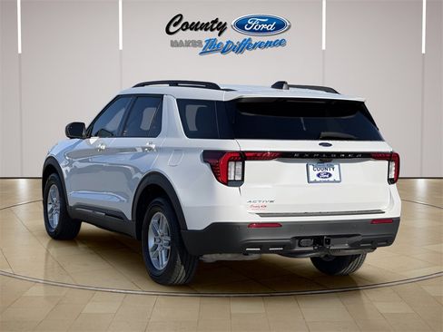 New 2026 Ford Explorer Active image 23